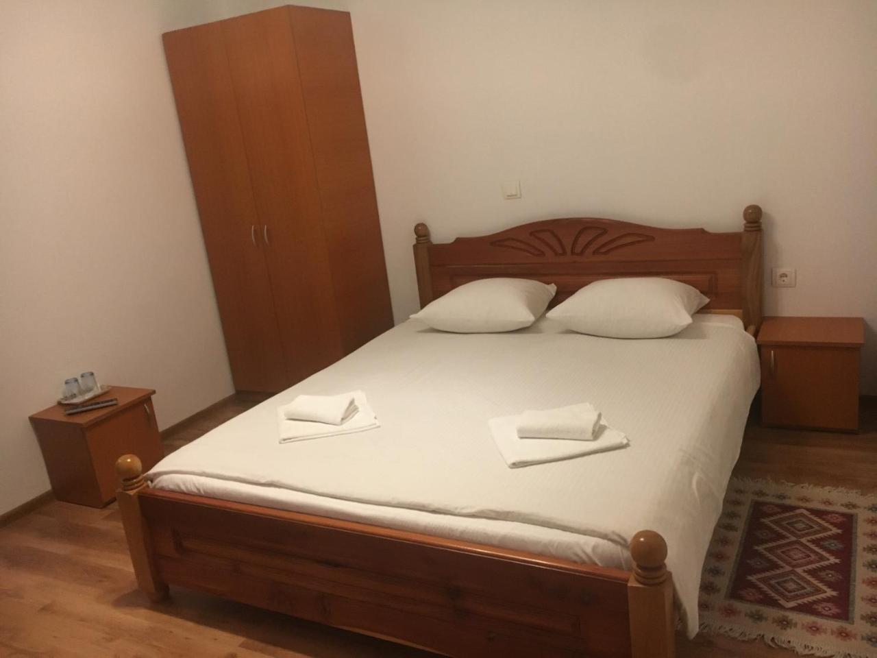 Pensiunea Magnolia Ocna Şugatag Buitenkant foto
